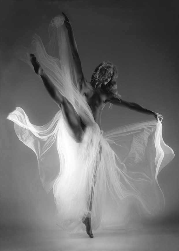 Freespirit II Artistic Nude Photo by Photographer John Evans