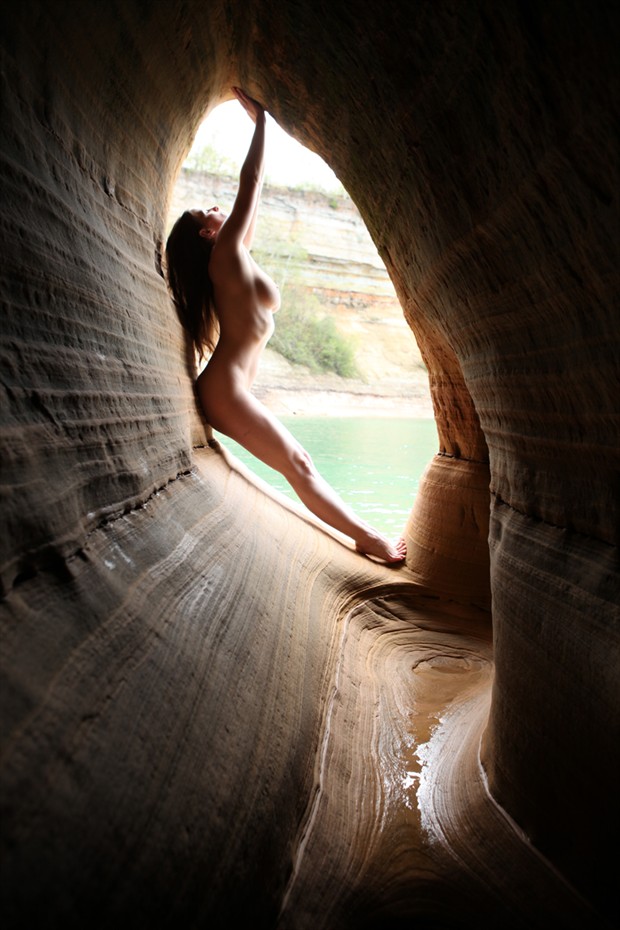 Genesis Artistic Nude Photo by Model Mila