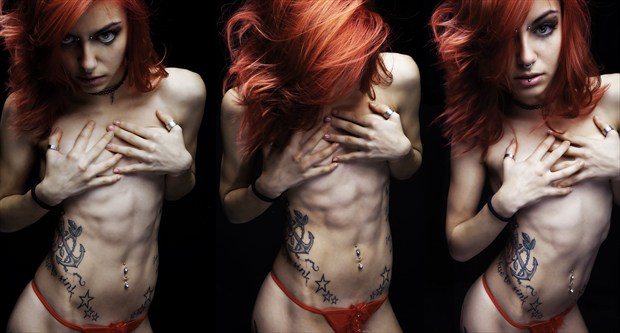Geni Implied Nude Photo by Photographer riccardo mari