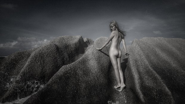 Great stone. Artistic Nude Photo by Photographer dml