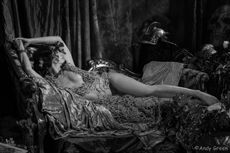 Greek nude  Artistic Nude Photo by Model T 