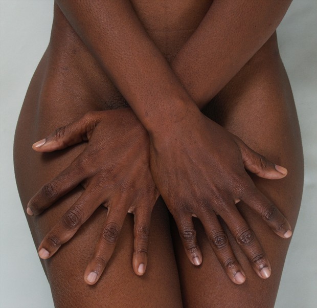 Hand Spread Artistic Nude Photo by Photographer Ivan