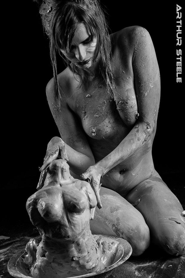 Hannah's Sculpture Artistic Nude Photo by Photographer Arthur_Steele