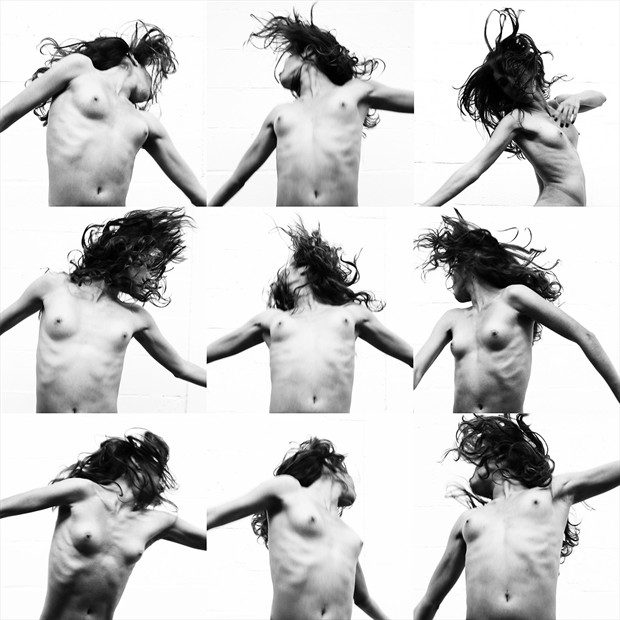 Her Artistic Nude Photo by Photographer Claudio Vignola
