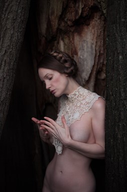 Her Solitude Artistic Nude Photo by Model Muse