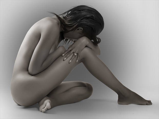Hiding  Artistic Nude Photo by Photographer Eugene van Dien