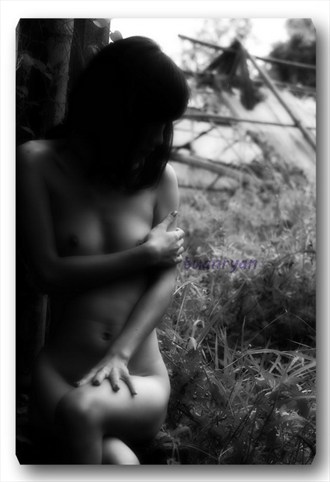 Hiding Artistic Nude Artwork by Photographer tuanryan