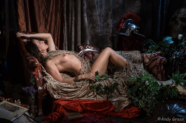 Hippolyta  Artistic Nude Photo by Model T 