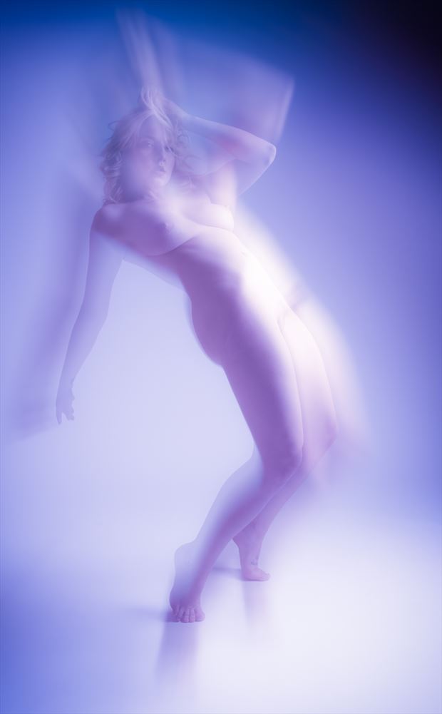 Hold The Pose That%E2%80%99s Electric %E2%9A%A1%EF%B8%8F  Artistic Nude Photo by Photographer NeilH