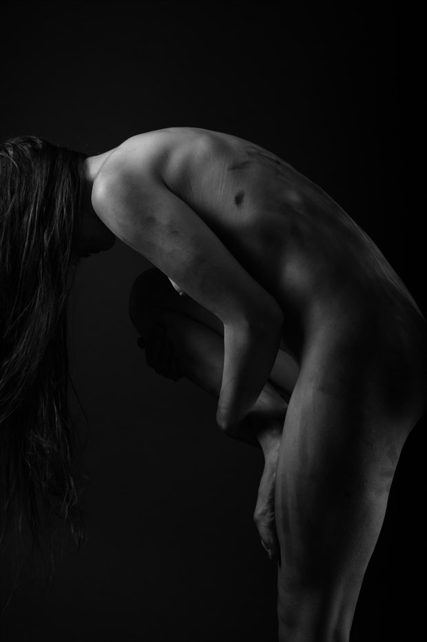 Hollow Artistic Nude Photo by Photographer Eldritch Allure