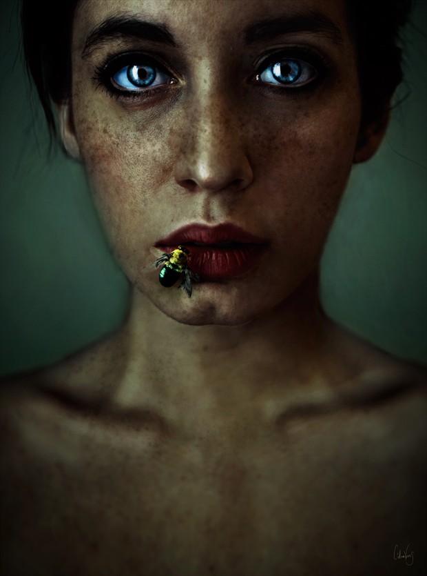 Honey lips Horror Artwork by Photographer L%C3%ADdia Vives