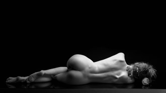 I turn my back on you Artistic Nude Photo by Photographer Symesey