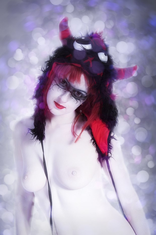 Ilonka  Artistic Nude Photo by Photographer Chris Gursky