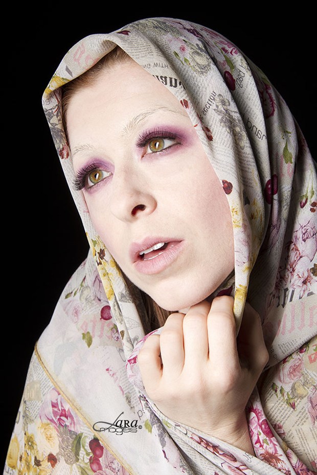 Image by: Paul Lara Expressive Portrait Photo by Model Alexandra Vincent