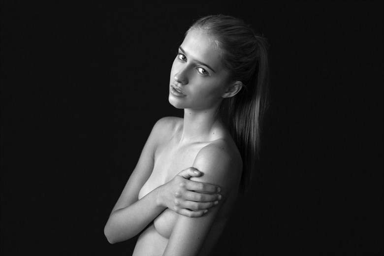 Implied Nude Photo by Photographer Justin Doug