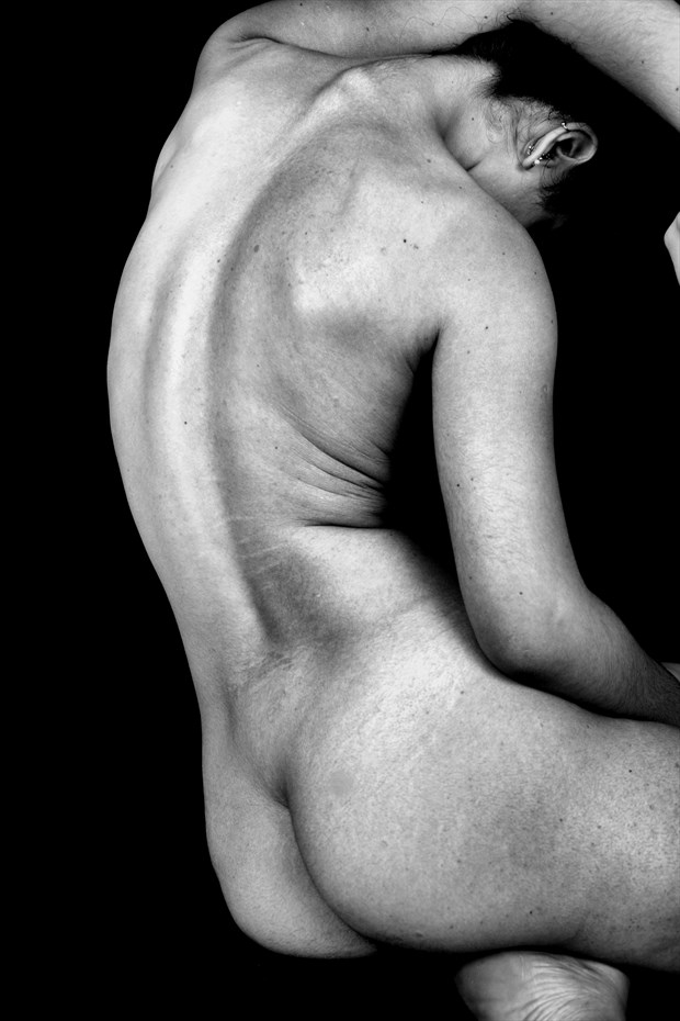 Inna Implied Nude Photo by Photographer pblieden