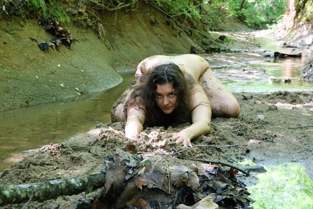 Intensity in mud Artistic Nude Photo by Photographer EnlightenedImagesNC
