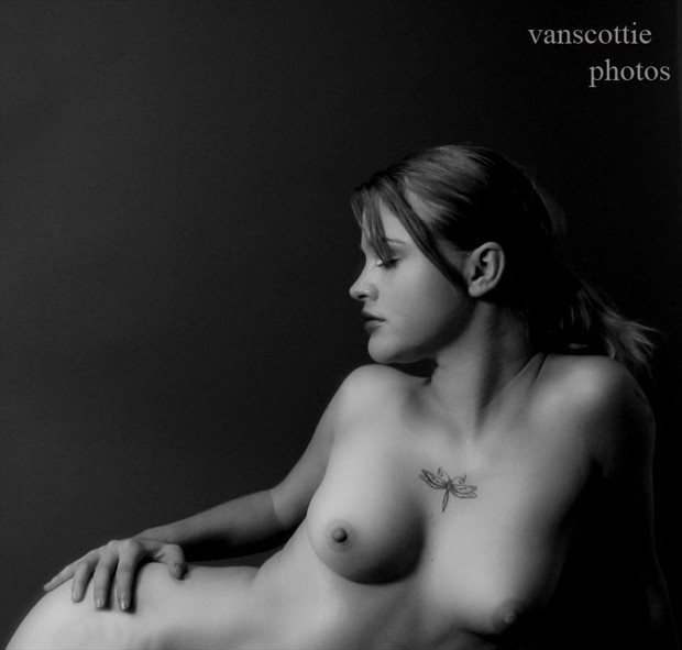 Iris %23297 Artistic Nude Photo by Photographer vanscottie