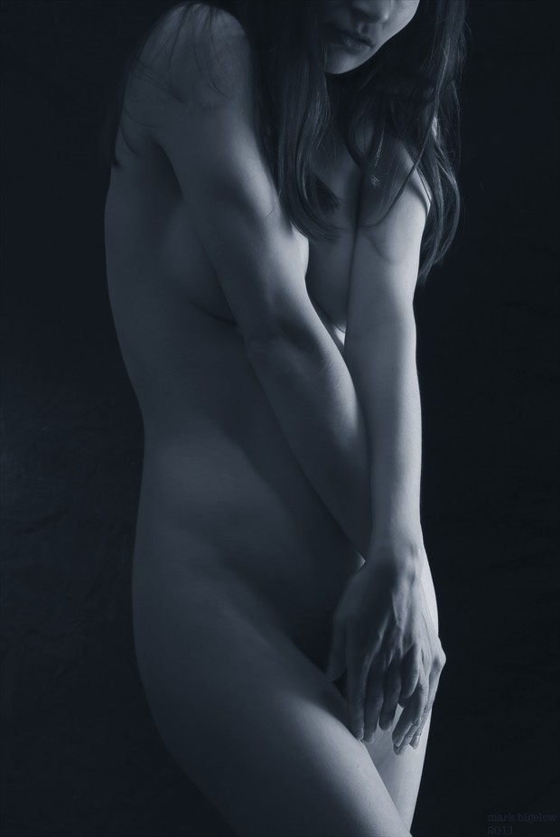 Ishtar Blue 2 Artistic Nude Photo by Photographer Mark Bigelow