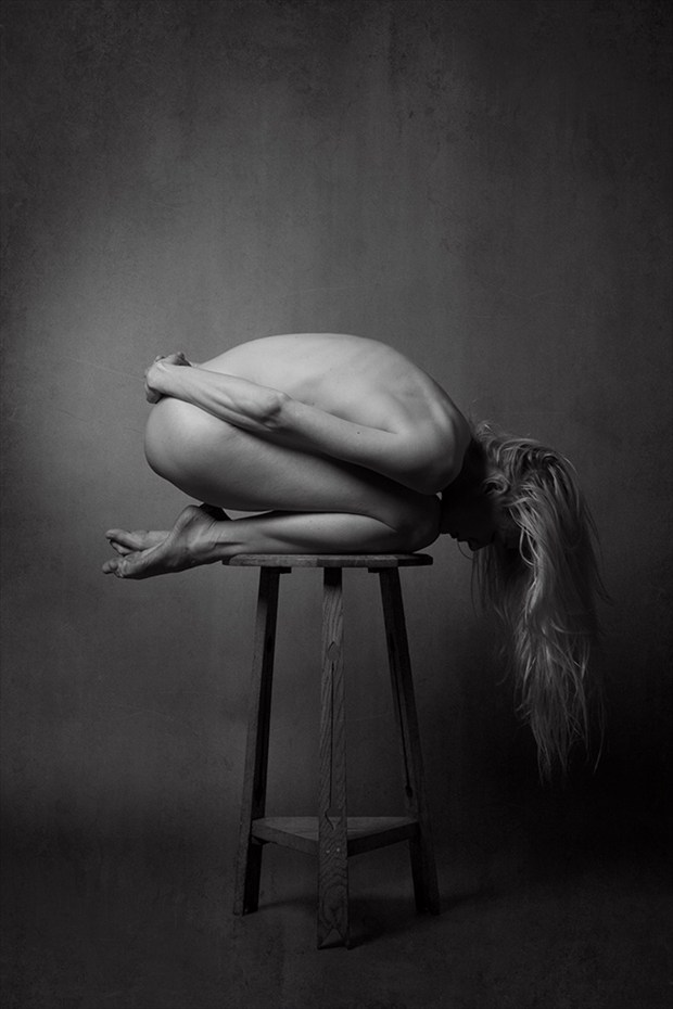 Isolation Artistic Nude Photo by Photographer Mick Waghorne