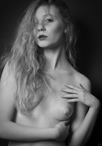 It is not your beautiful face or soft skin that kills me; it is your simplicity and being you Artistic Nude Photo by Photographer Ellie Kellam