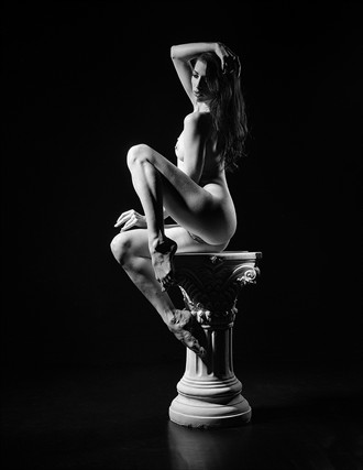 JEM   Statuesque Artistic Nude Photo by Photographer Dan Richards