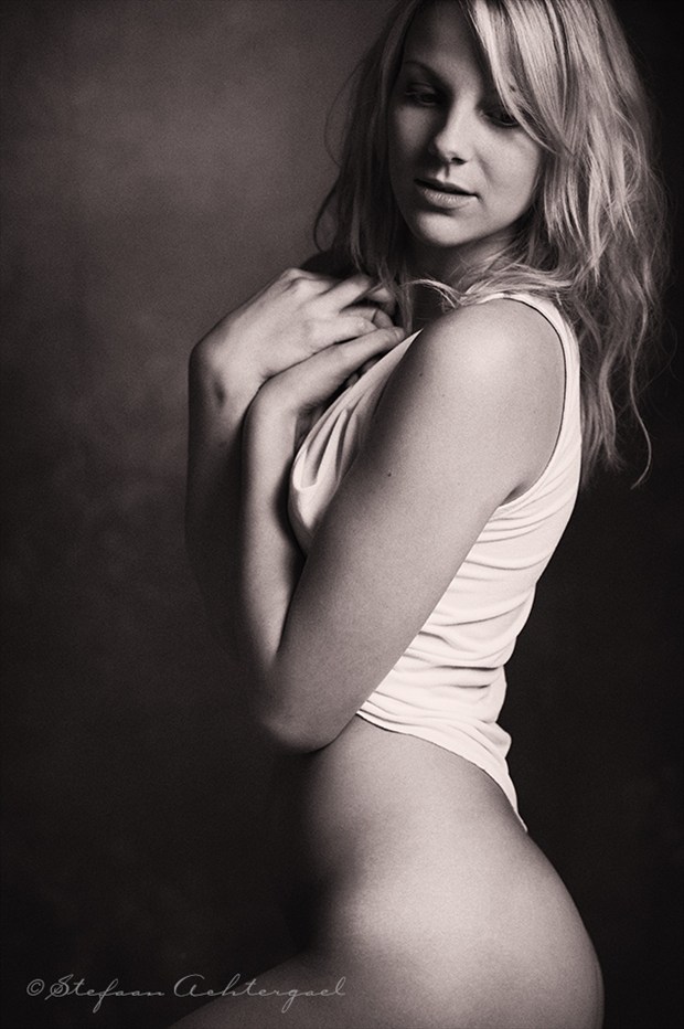 Jana Artistic Nude Photo by Photographer Stefaan Achtergael