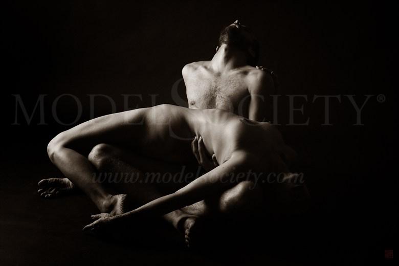 Je t'aime ! Moi non plus ! 3 Artistic Nude Artwork by Photographer Patrice Delmotte