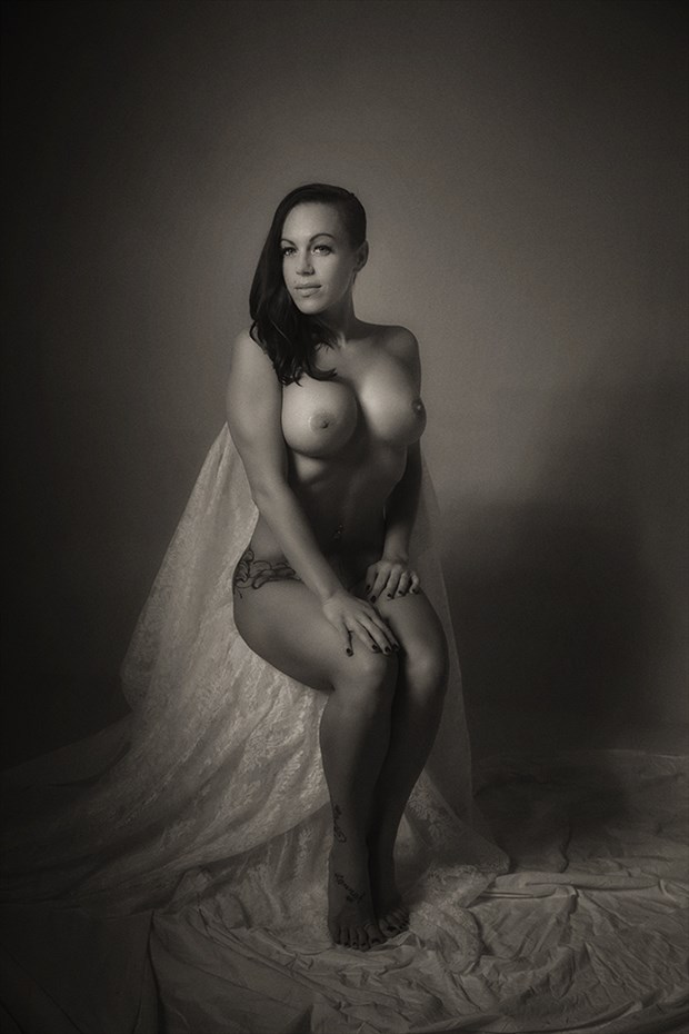 Jersey Peach Artistic Nude Photo by Photographer Samuel E Burns