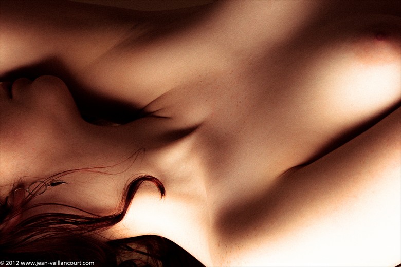 Juhel V Artistic Nude Photo by Photographer Jean V