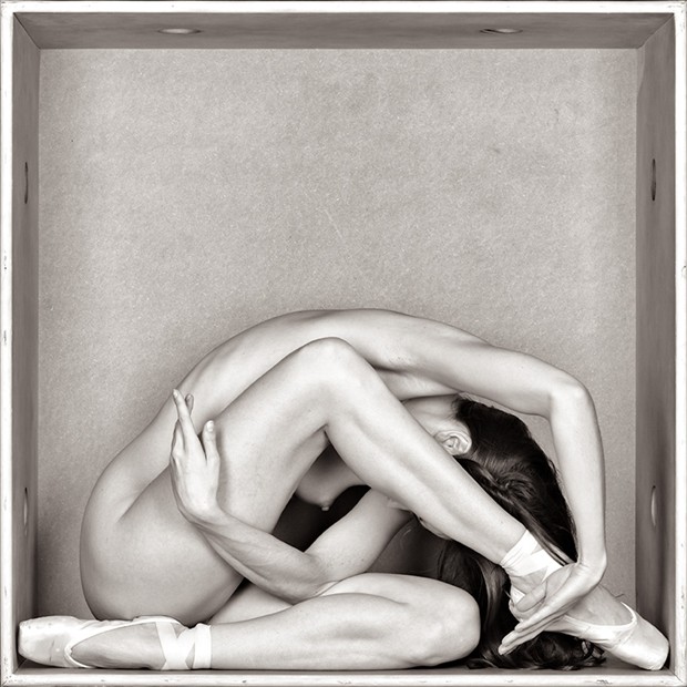 K. curls Artistic Nude Photo by Photographer Eric Kellerman