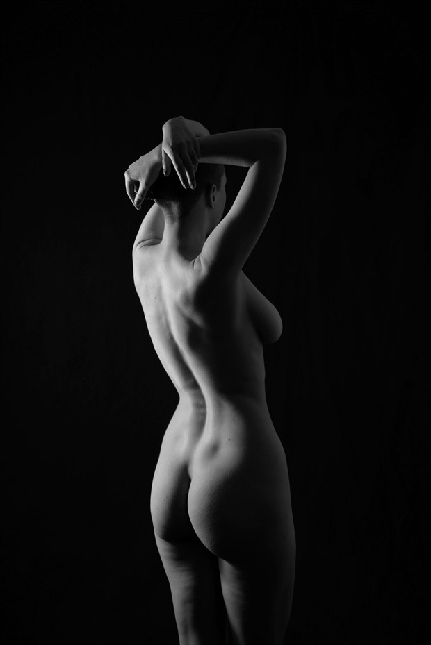 Katlin in shadow Artistic Nude Photo by Photographer afplcc