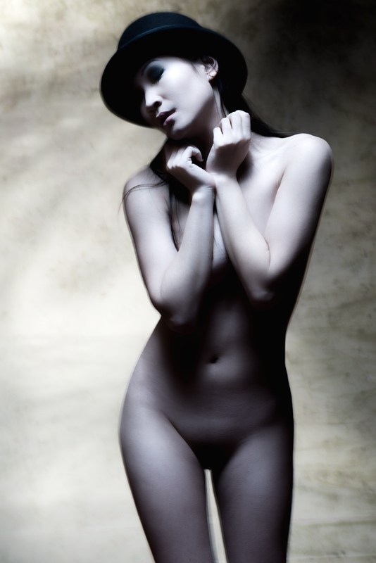 KoKo Artistic Nude Photo by Photographer Jon Hoadley