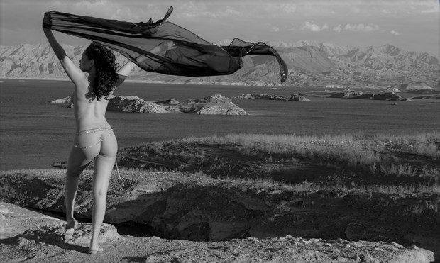 Lake Artistic Nude Photo by Photographer Scene and Shot