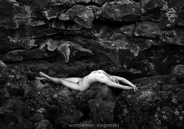 Lava Flow Artistic Nude Photo by Model Stilt