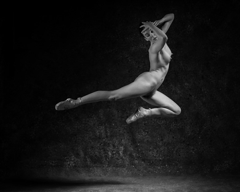 Leap of Faith Artistic Nude Photo by Photographer Symesey