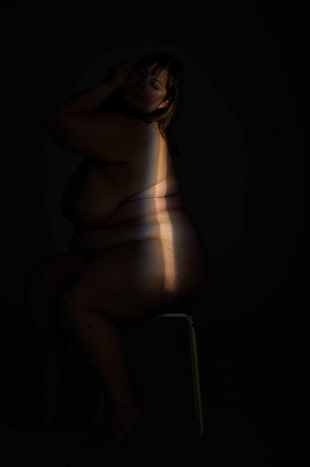 Light Line 2 Artistic Nude Photo by Photographer BenErnst
