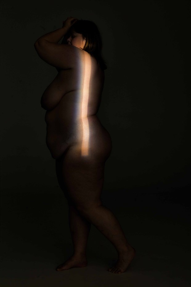 Light Line 4 Artistic Nude Photo by Photographer BenErnst