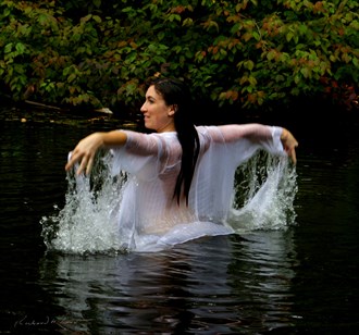 Lilah   Splash %232 Nature Photo by Photographer Naturally Scenic