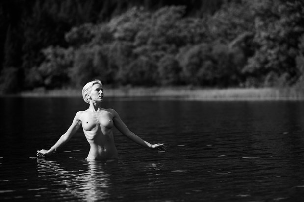 Lilith Etch in Strathard II Artistic Nude Photo by Photographer Oliver Godby