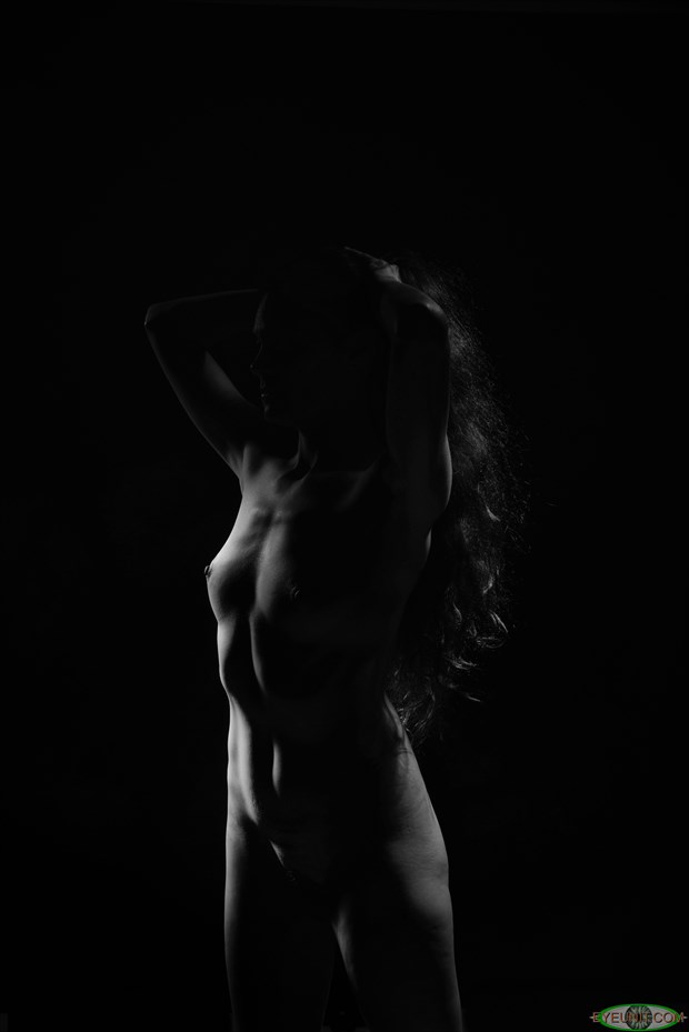 2016 Artistic Nude Photo by Photographer J. Warren