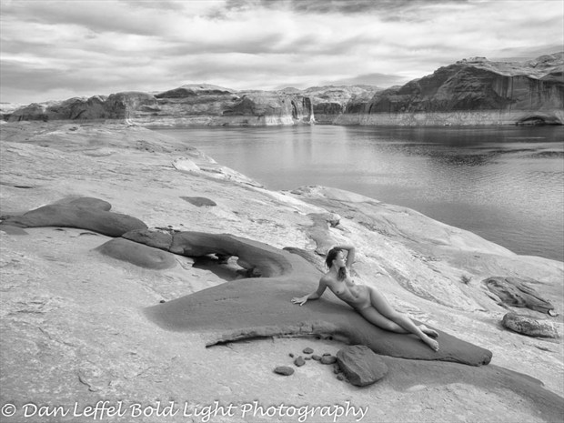 Looking at Lake Powell Artistic Nude Photo by Photographer Danlhsb
