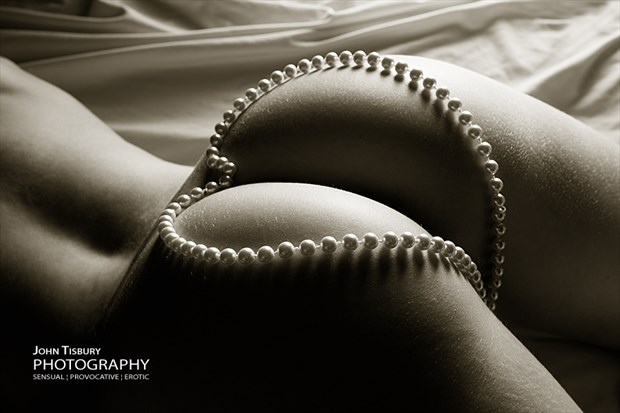 Love your bum Erotic Photo by Photographer John Tisbury