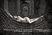 Lulu's curve Artistic Nude Photo by Photographer Gibson