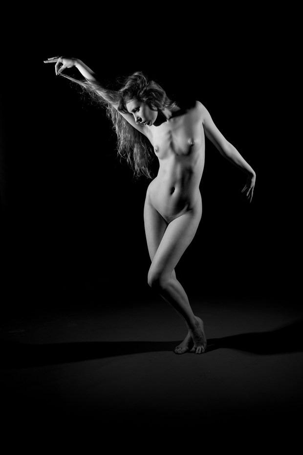 Lulu   Art Nude B&W Artistic Nude Photo by Photographer Paul Ekert