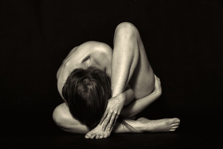 Made small Artistic Nude Photo by Model Saedcantas