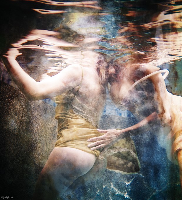 Maia and Me Underwater ! Lingerie Photo by Photographer jody frost