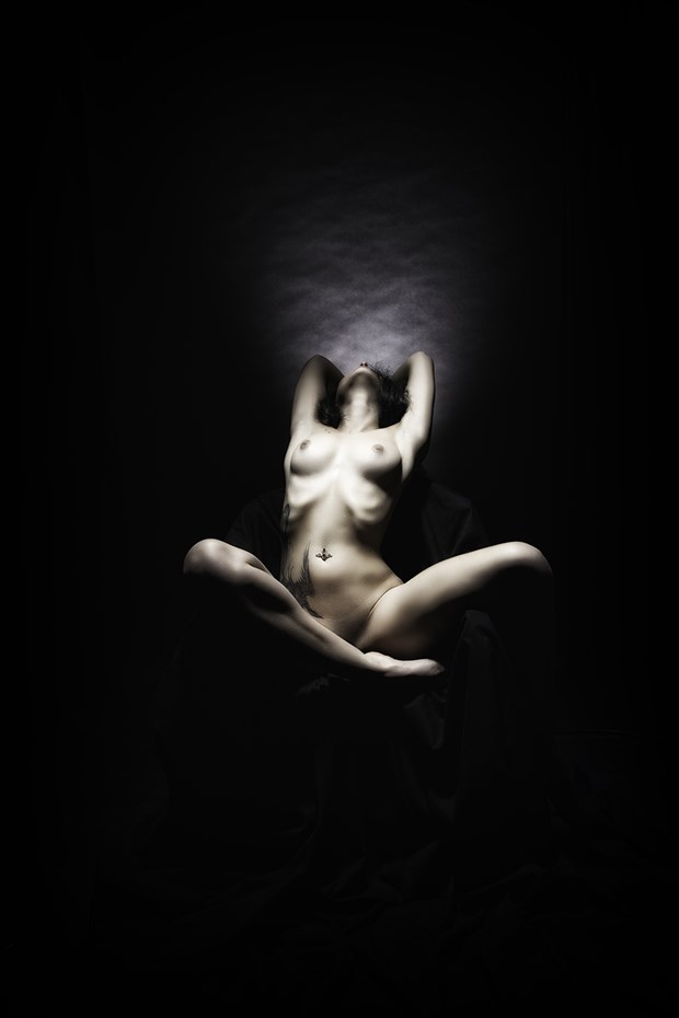 Martina Implied Nude Photo by Photographer riccardo mari