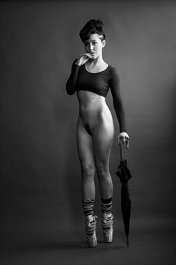 Mary Poppins Artistic Nude Photo by Model Gestalta