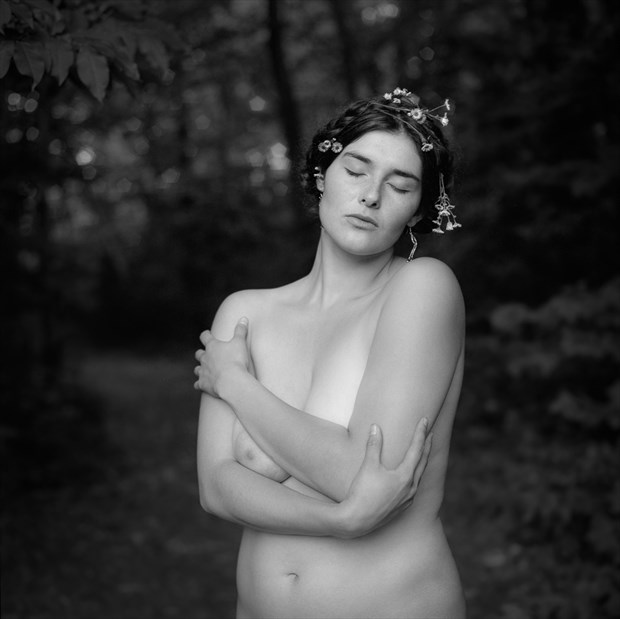 Maya Artistic Nude Photo by Photographer Gary Samson